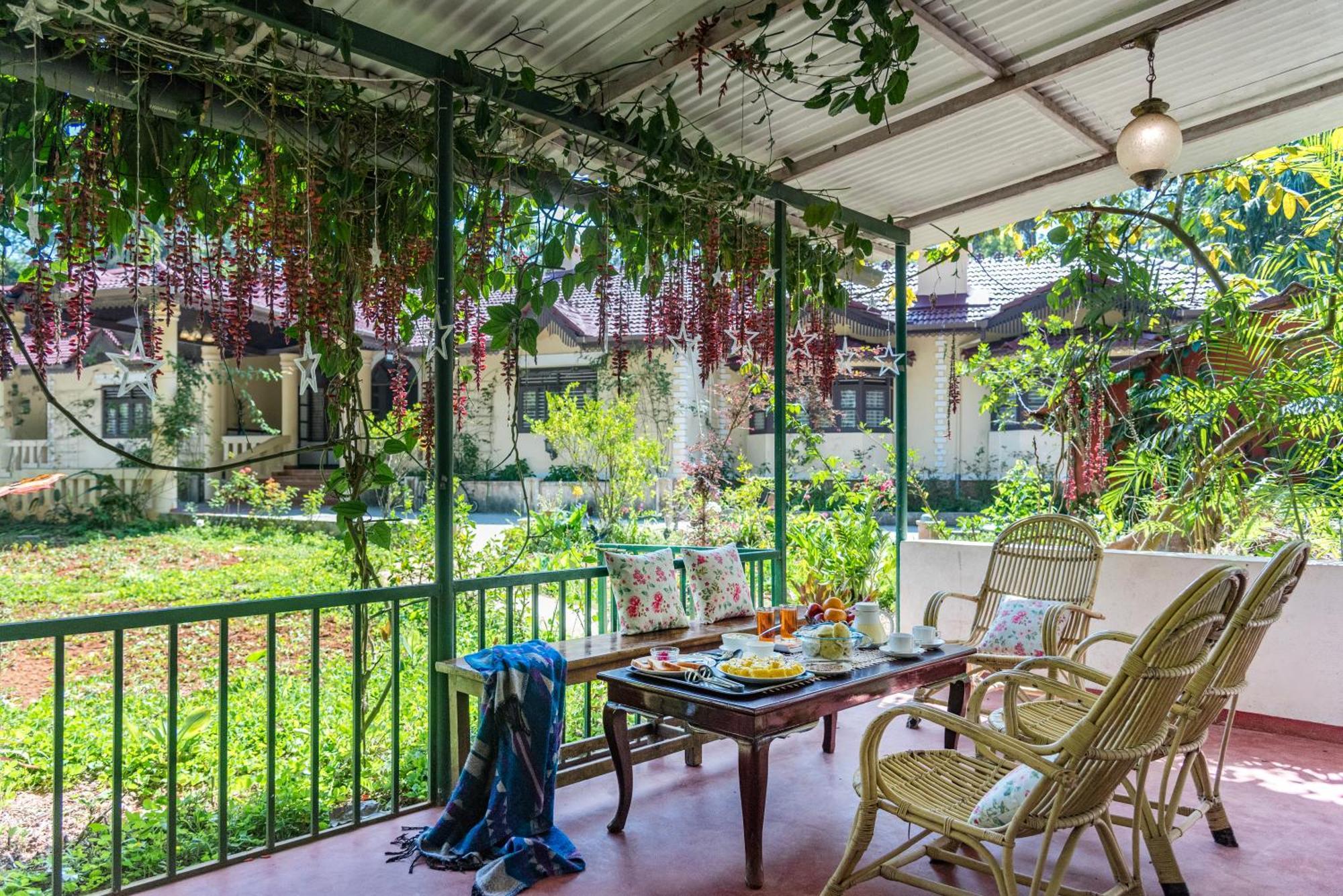 SaffronStays Calamondinn Bungalow Gonikoppal Exterior foto