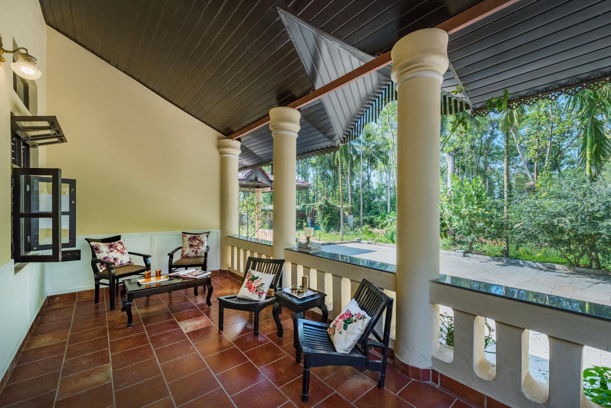 SaffronStays Calamondinn Bungalow Gonikoppal Exterior foto